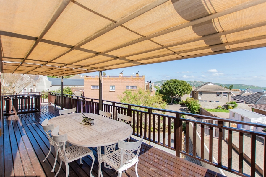 3 Bedroom Property for Sale in Myburgh Park Western Cape